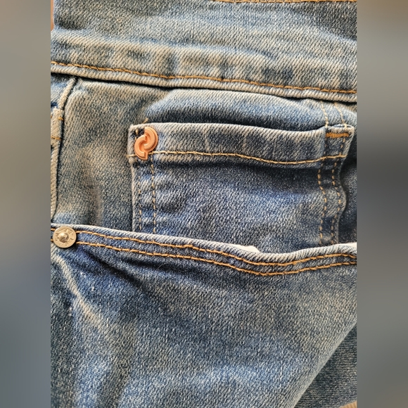 Levi's Denizen Ultra High Rise Button-Up Ankle Leggings Size 15/32 Skinny Jeans - Picture 5 of 11